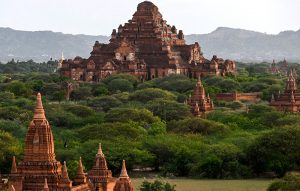Myanmar-dia04-Bagan