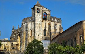 porto-church-tomar-portugal